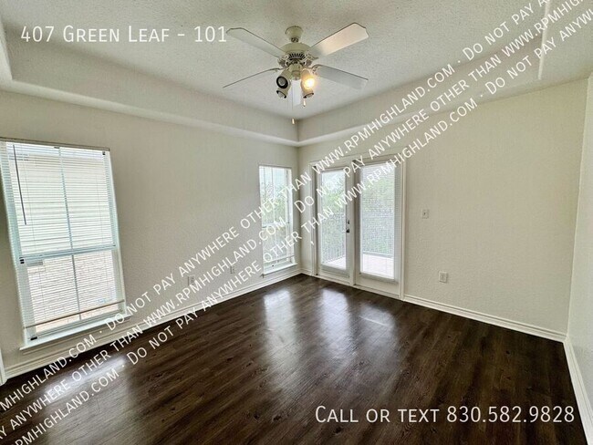 Building Photo - 407 Green Leaf