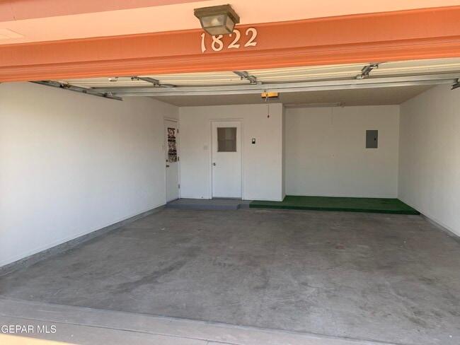 Building Photo - 1822 Jack Nicklaus Dr
