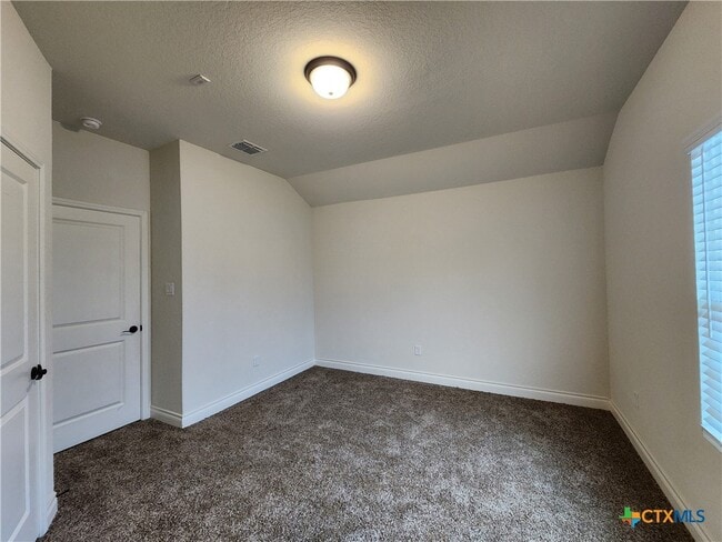 Building Photo - 340 Untermaier St