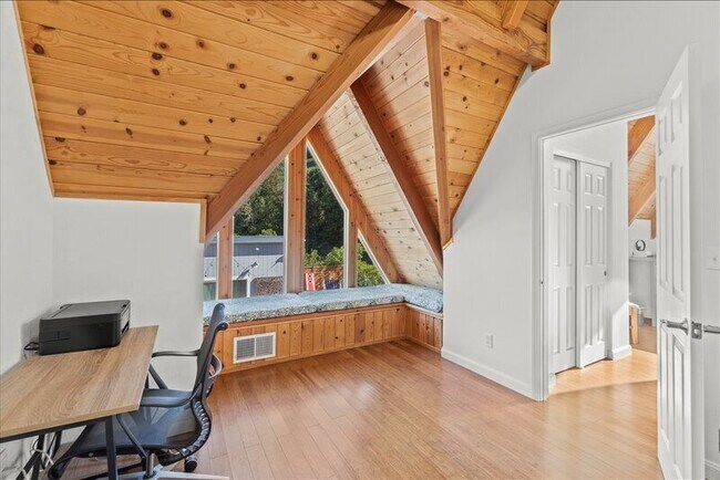 Building Photo - 47 Geysers Rd