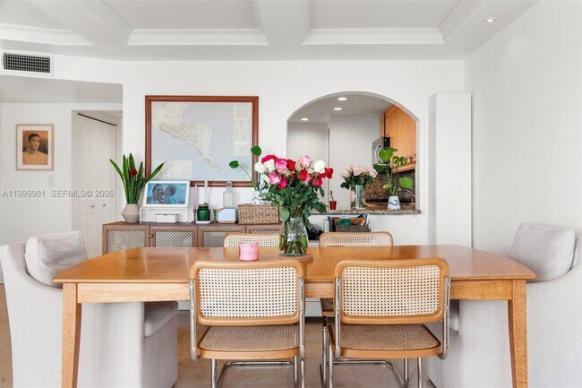 Building Photo - 1915 Brickell Ave