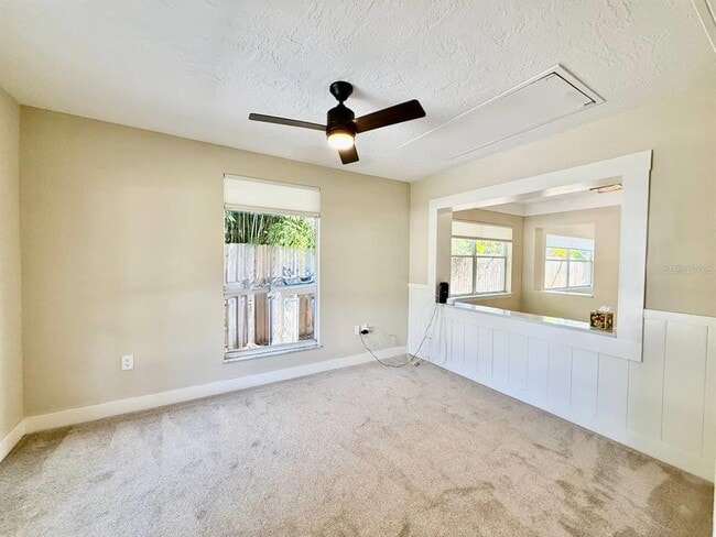 Building Photo - 2918 10th Ave N