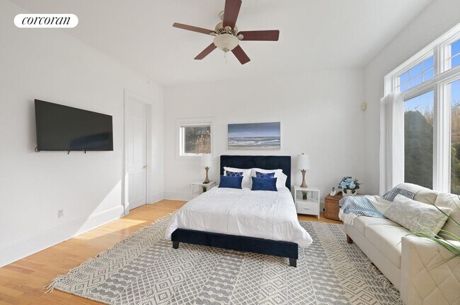 Building Photo - 17 Oceanview Dr