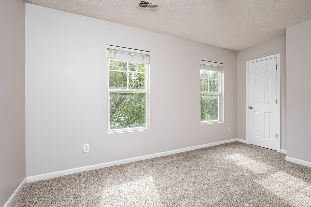 Building Photo - 62 Brookhaven Dr