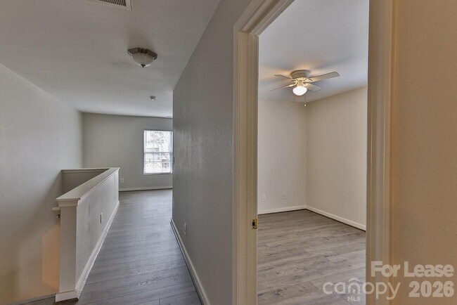 Building Photo - 8946 Chalkstone Rd