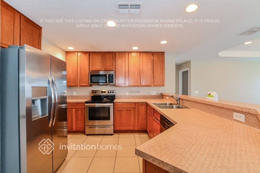 Building Photo - 483 Majestic Gardens Blvd