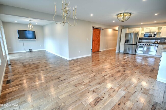 Building Photo - 628 Hudson St