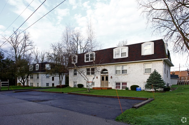 Primary Photo - Brandywine Appartments - Robinhood