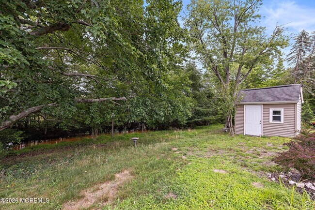 Building Photo - 2264 Hovsons Blvd
