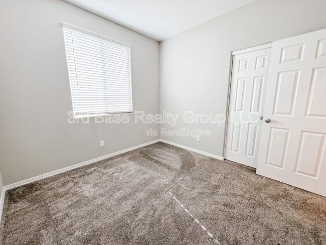 Building Photo - 20167 W Buchanan St