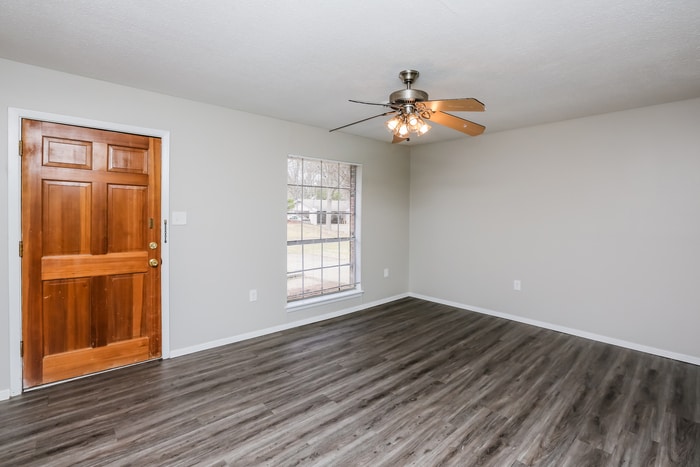 Building Photo - 320 Southridge Dr