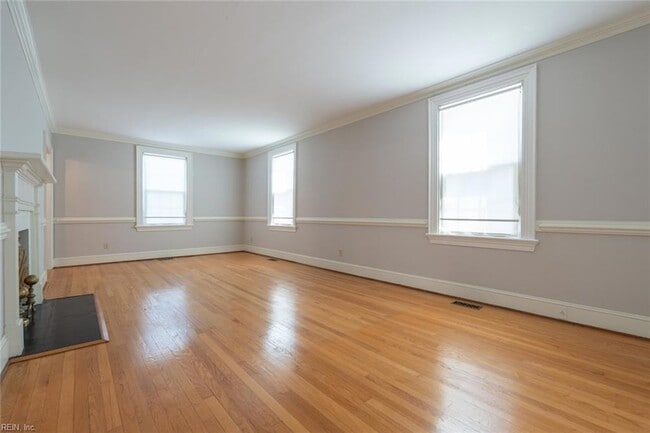 Building Photo - 621 Butler Ave