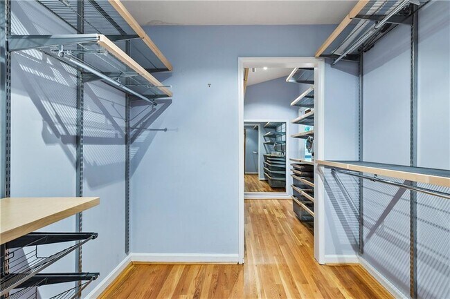 Building Photo - 755 Nile Dr