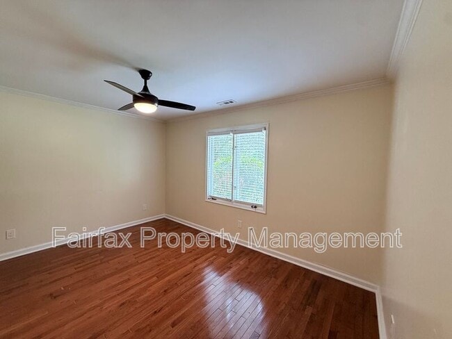 Building Photo - 107 Perriwinkle Pl
