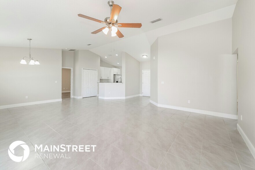 Building Photo - 419 Britten Dr