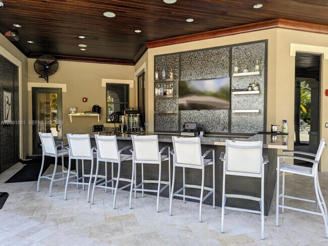 Building Photo - 9529 Eden Roc Ct