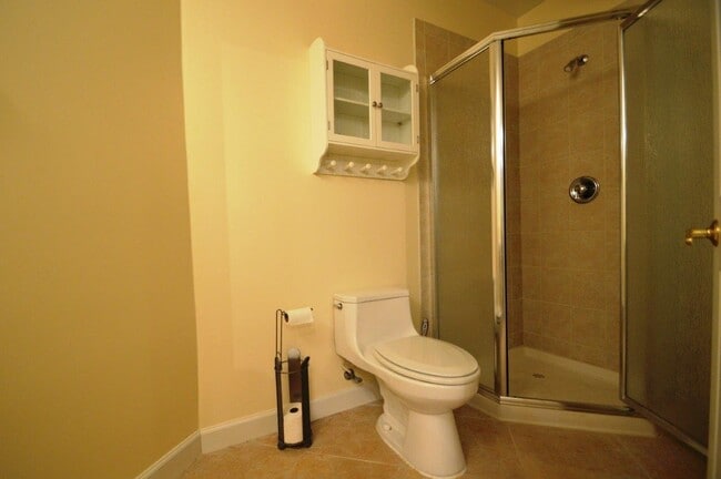 Building Photo - 8095 Boulder Ct