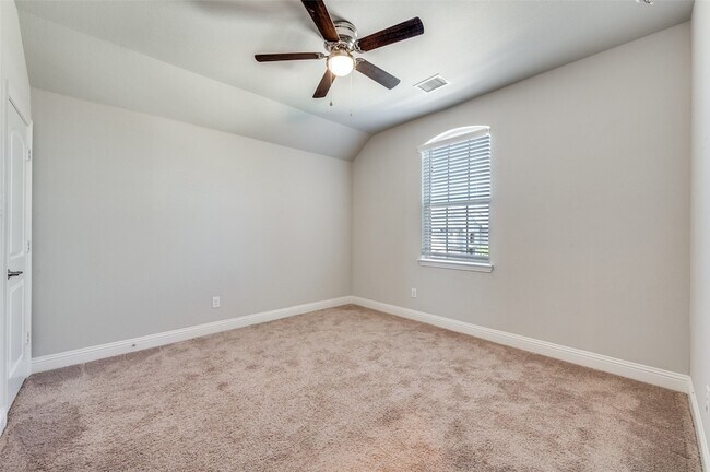 Building Photo - 16380 Moss Haven Ln