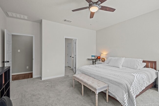 Building Photo - 13044 Louberg Vly