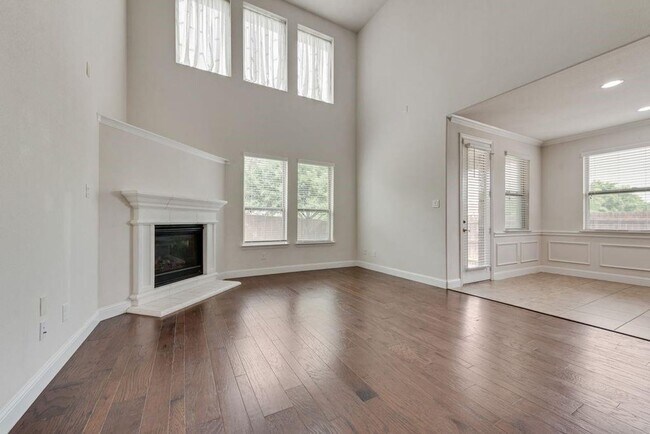 Building Photo - 1398 Caspian Dr