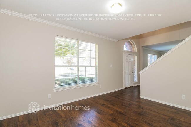 Building Photo - 10113 Mallory Dr