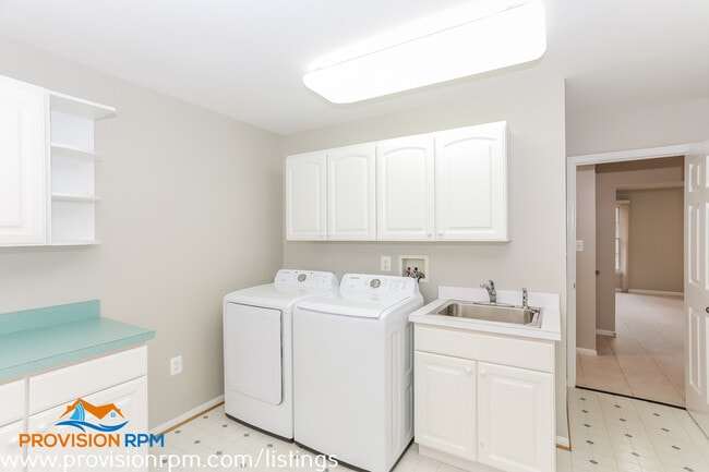 Building Photo - 861 Boatswain Way