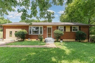 Building Photo - Lovely 3 Bedroom in Parkview Estates!