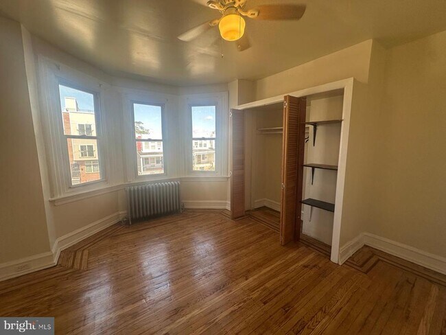 Building Photo - 5628 Warrington Ave