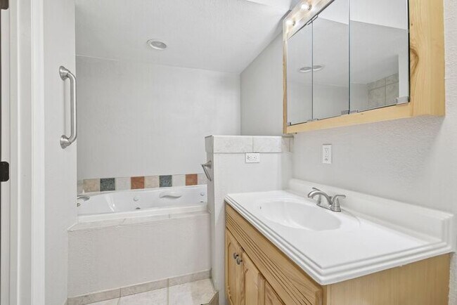 Building Photo - Townhome-Style Living with Greenbelt Views, Attached Garage & Community Pool!