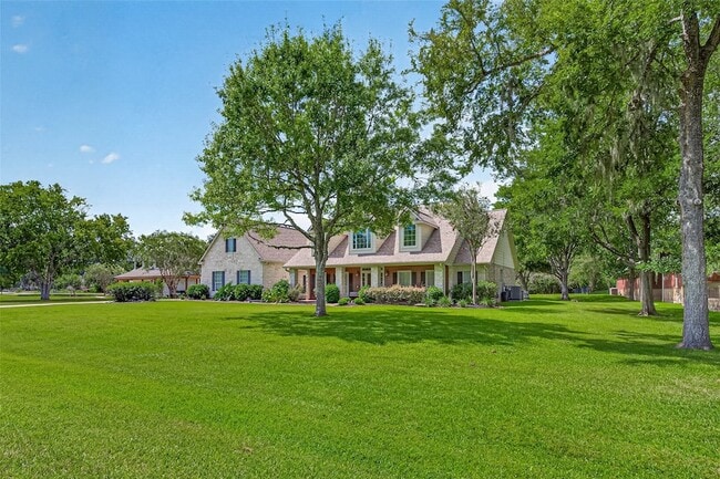 Building Photo - 32515 Westminster Dr