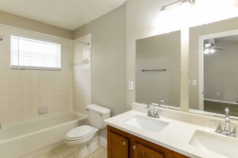 Building Photo - 12351 Hunters Haven Ln