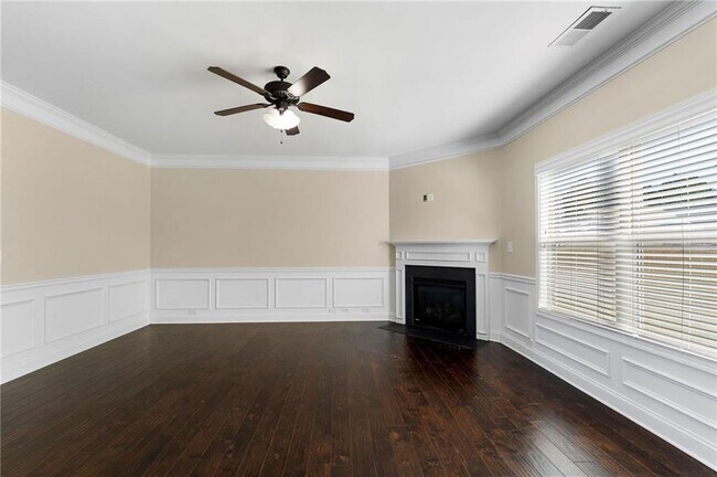 Building Photo - 10 Canterbury Walk