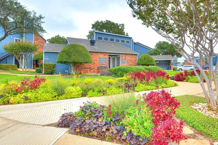 Leasing Office - Hunter Park