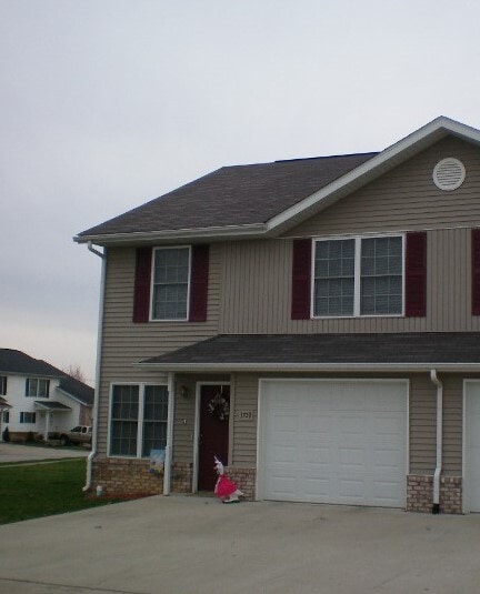 Building Photo - 3709 S Cramer Cir