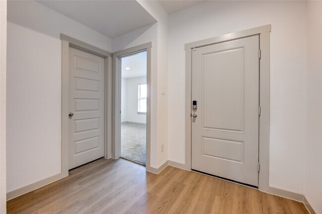 Building Photo - 7715 Smooth Vly Ct