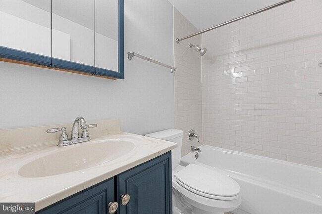 Building Photo - 9071 Loreleigh Way