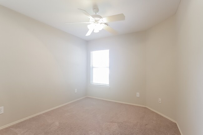 Building Photo - 12114 English Brook Cir