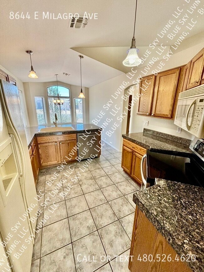 Building Photo - 8644 E Milagro Ave