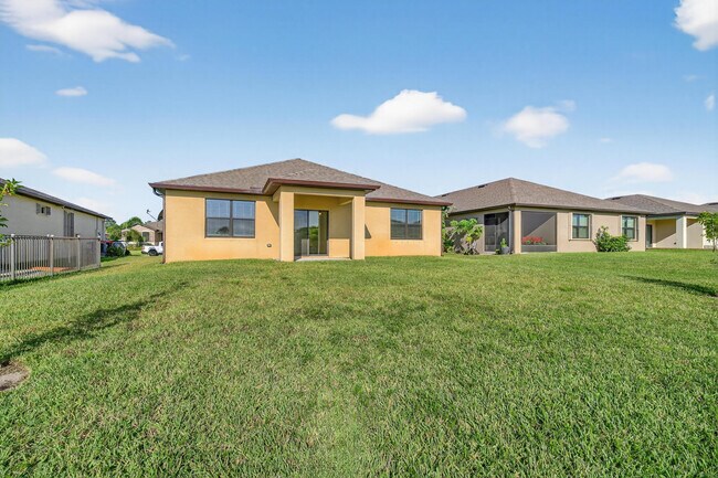 Building Photo - 6580 Canterbridge Dr