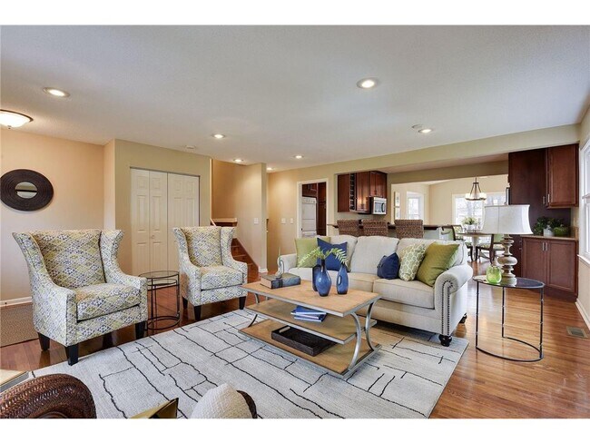 Building Photo - 27405 Pine Bend