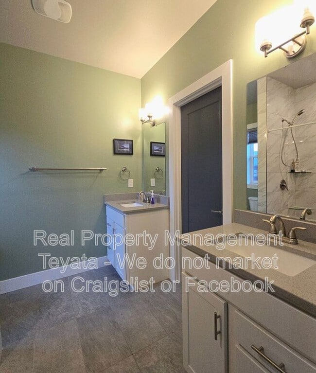 Building Photo - 6211 N Beulah Ave