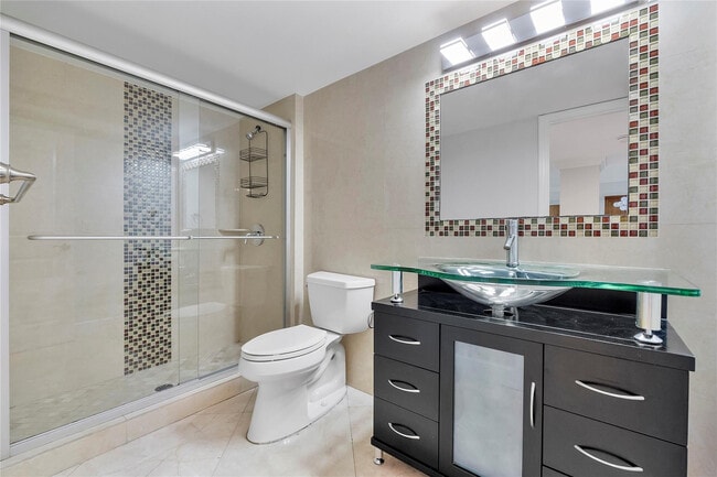 Building Photo - 1000 S Ocean Blvd