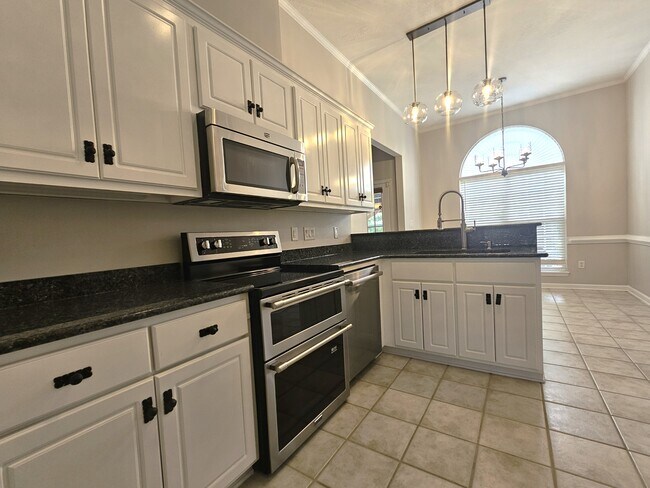 Building Photo - 309 Burgamy Way