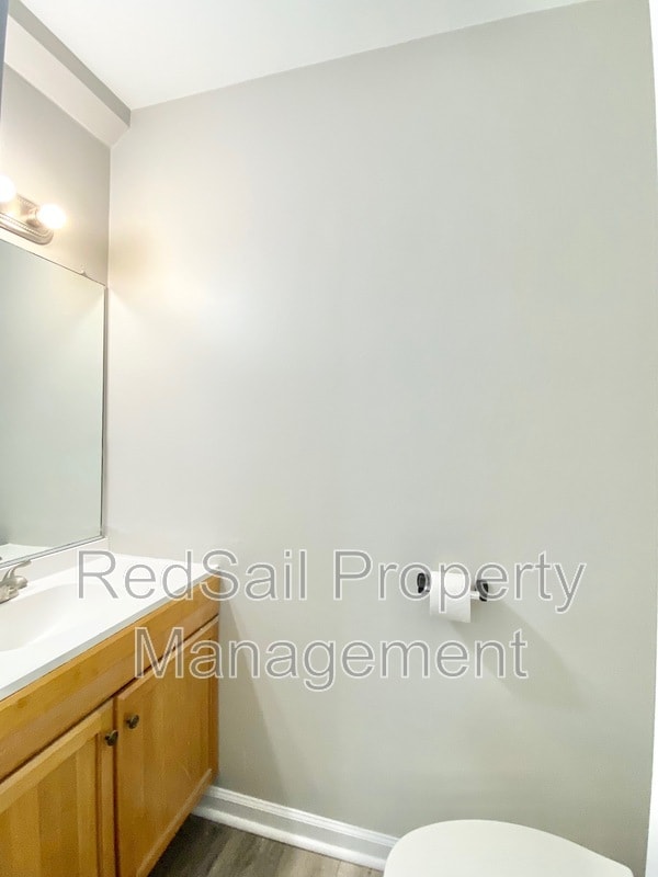 Building Photo - 5612 Picadilly Ln