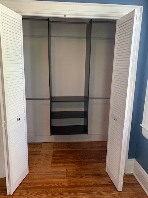 Building Photo - 1532 Lewis St