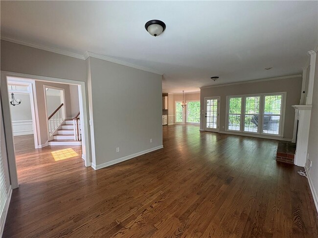 Building Photo - 10575 Aviary Dr