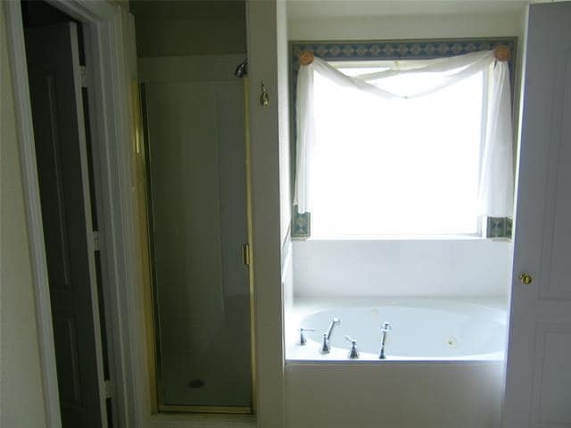 Building Photo - 461 San Remo Dr