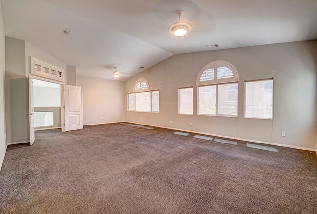 Building Photo - Status: Accepting Applications