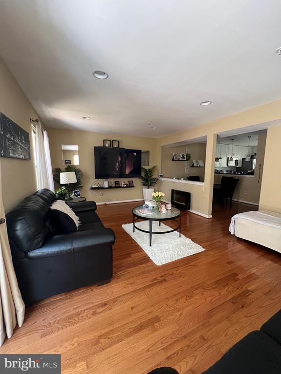 Building Photo - 3011 Henson Bridge Terrace