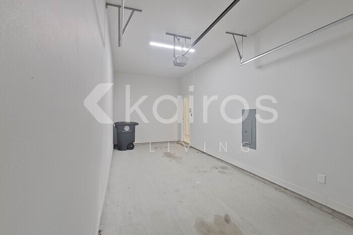Building Photo - 4822 Mokki Ln
